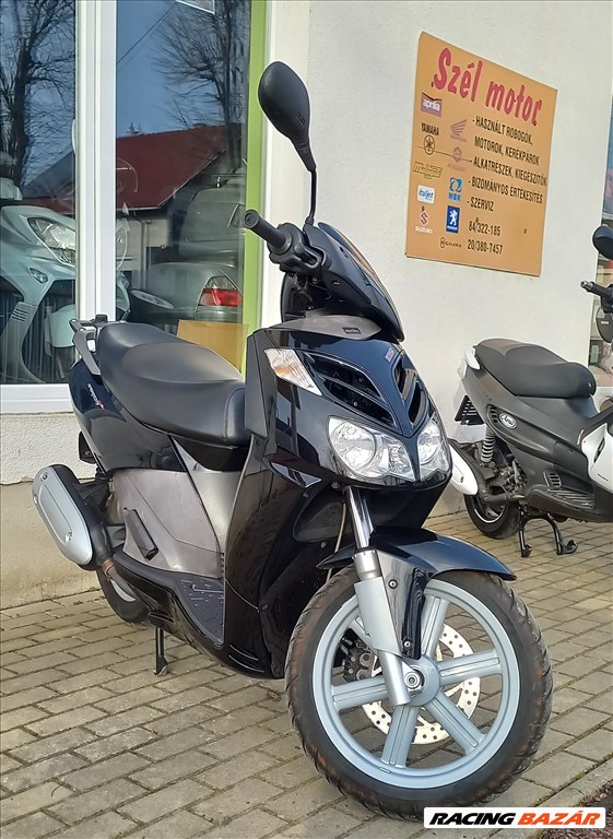 Aprilia Sportcity Cube 125 '08 2. kép