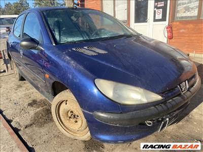 Peugeot 206 1.4i bontott alkatrészei