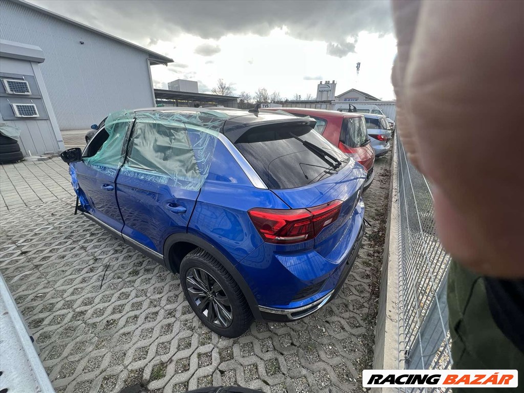 Volkswagen T-Roc bontott alkatrészei 1. kép