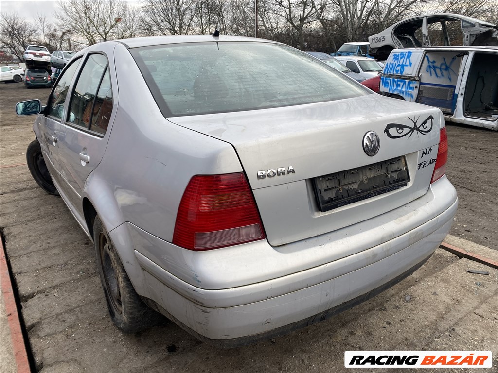 Volkswagen Bora 1.4i bontott alkatrészei 2. kép