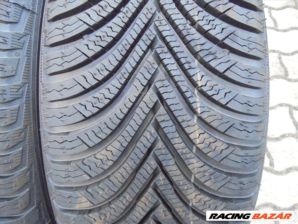 Új 215/60 R 17-es Michelin téli gumi pár eladó 2. kép
