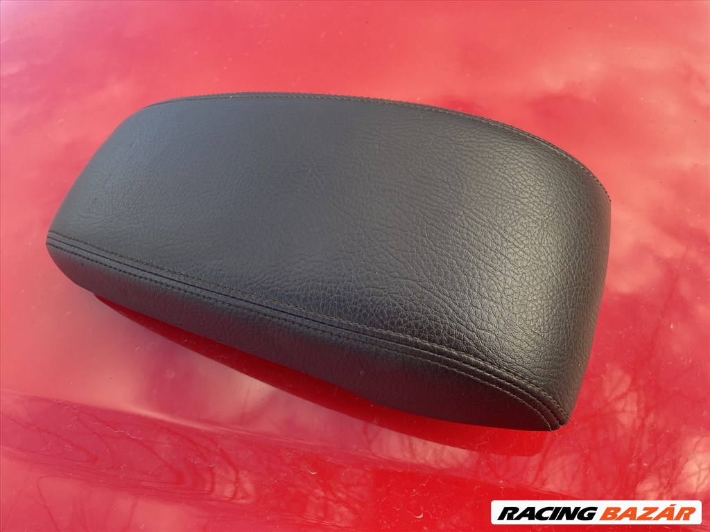 Ford Mondeo MK3 Ghia varrott bőr könyöklő 1. kép