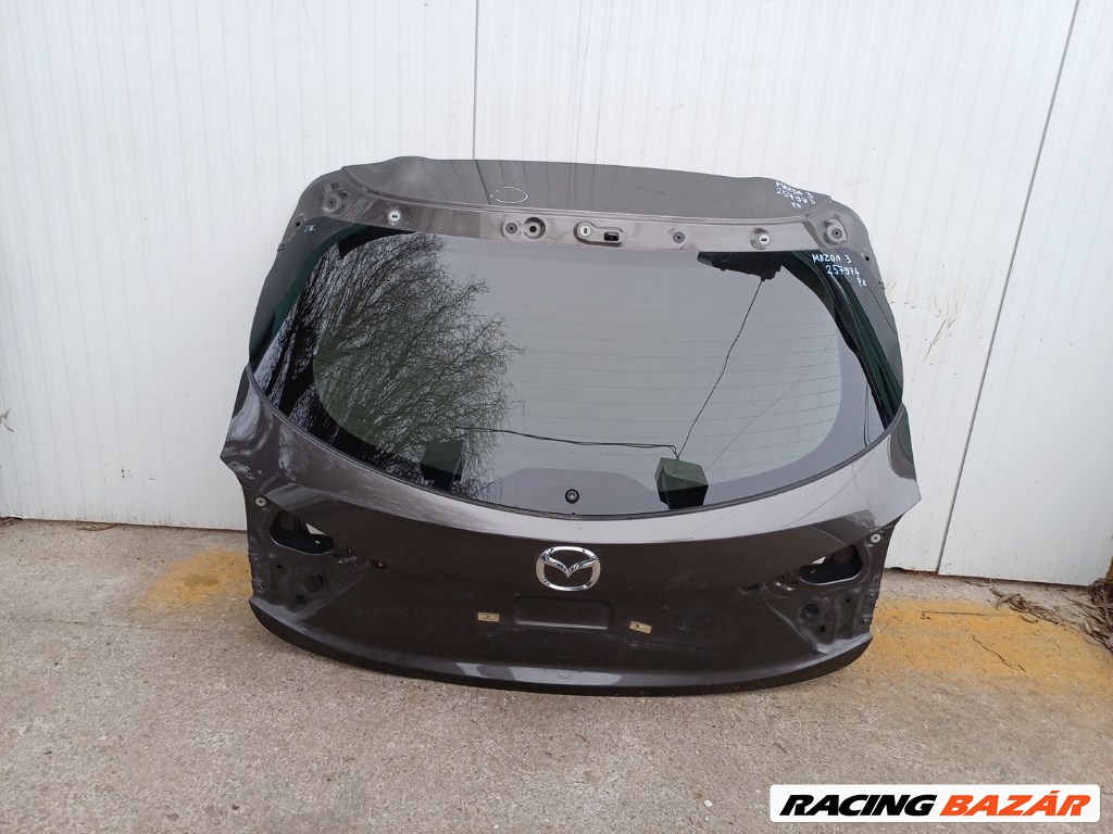 Mazda 3 5 ajtós csomagtérajtó 1. kép