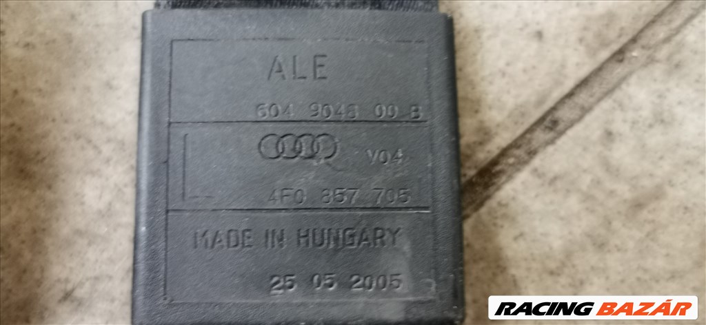 Audi A6 (C6 - 4F) első biztonsági öv  4f0857706 4f0857705 4. kép