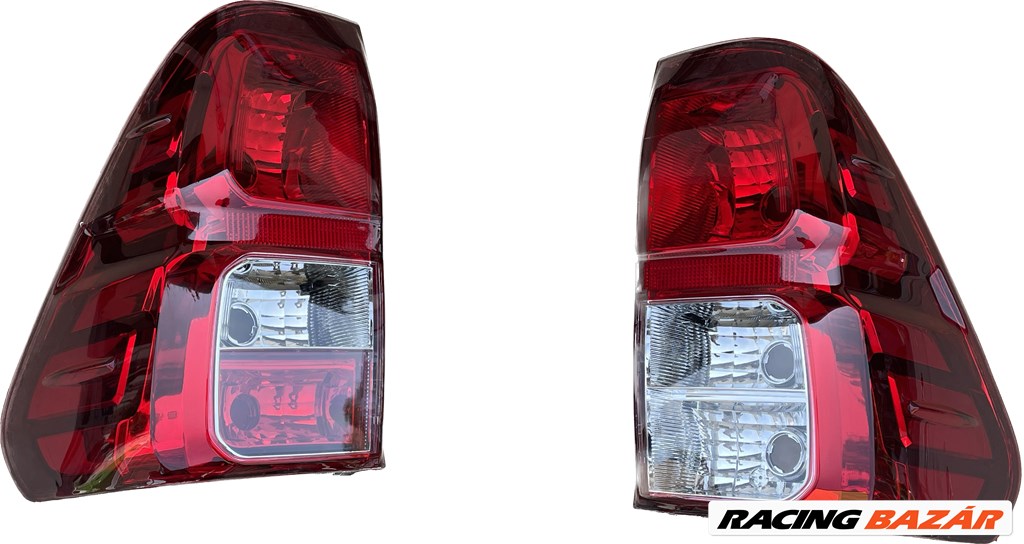 Toyota Hilux (AN120/AN130) (2015 - 2019 Jobb és bal Hátsó Lámpa sima izzós és Ledes is van.  5. kép