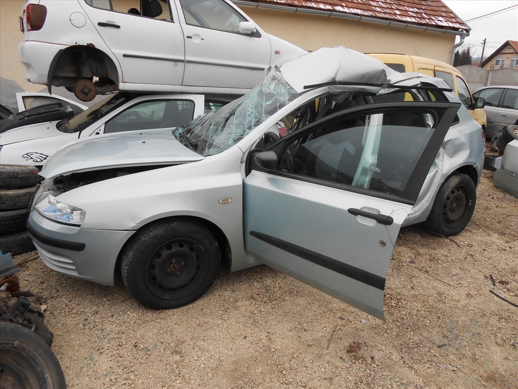 FIAT STILO (192) 1.2 16V (192_XA1B) jobb hátsó külső kilincs 3. kép