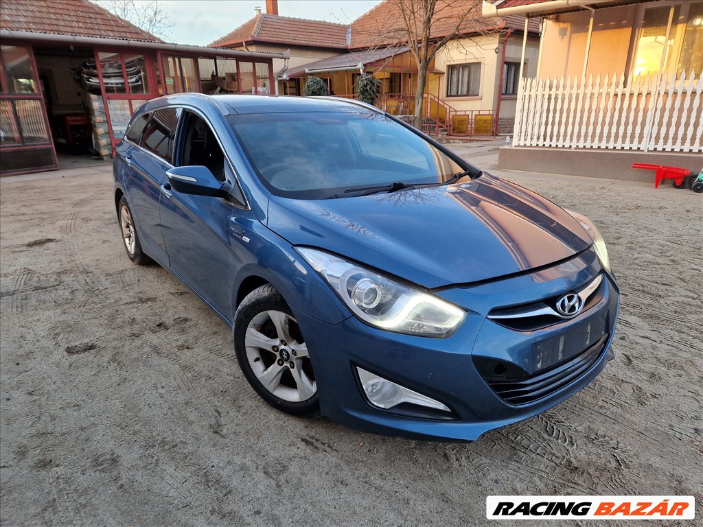 Hyundai I40 CW 1.7 CRDI D4FD bontott alkatrészei, bontás, bontott jármű 1. kép