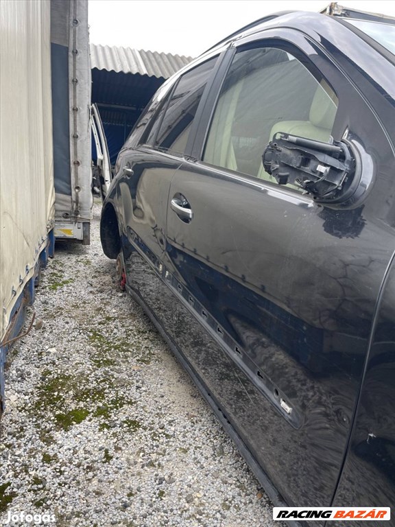 Mercedes ML-osztály W164 / Jobb Hátsó Ajtó 1. kép