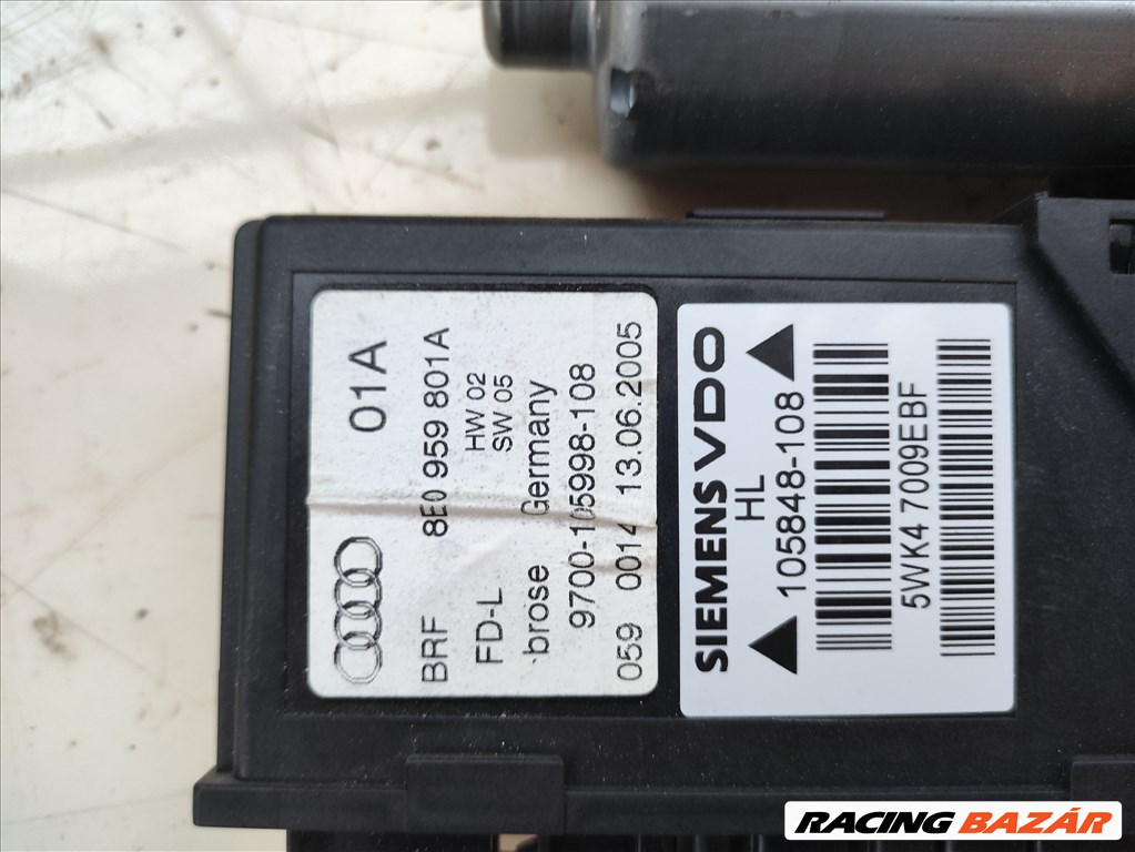 Audi A4 (B7) bal hátsó ablakemelő motor 8e0959801a 0130821767 4. kép