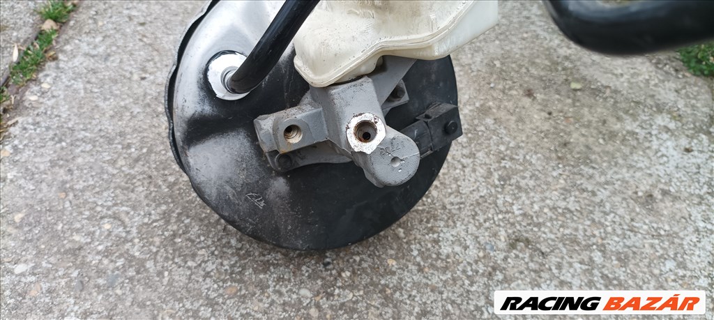 Mercedes C-osztály W204 fékrásegítő devander, főfékhengerrel együtt a2044303630 2. kép