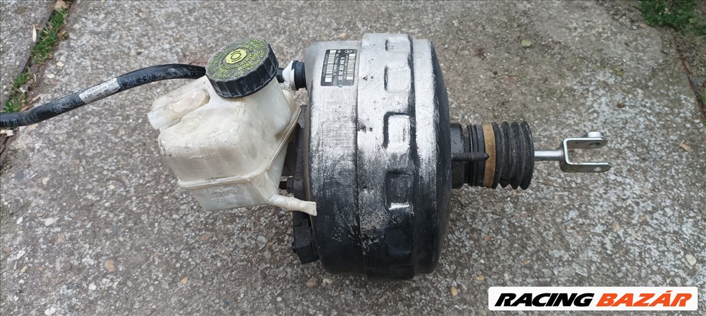 Mercedes C-osztály W204 fékrásegítő devander, főfékhengerrel együtt a2044303630 1. kép