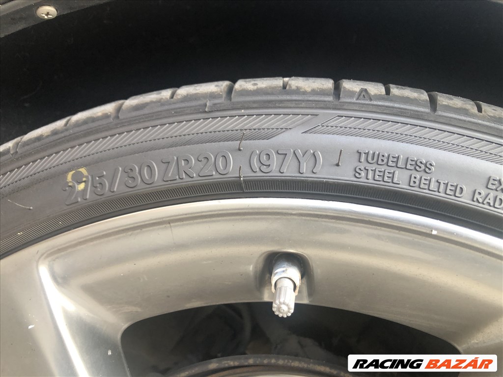  275/3020" használt Toyo Tires nyári gumi gumi 4. kép