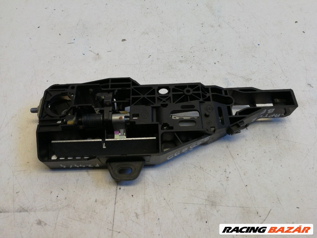 Renault Captur bal elsõ kilincsfészek 806079784R 2. kép