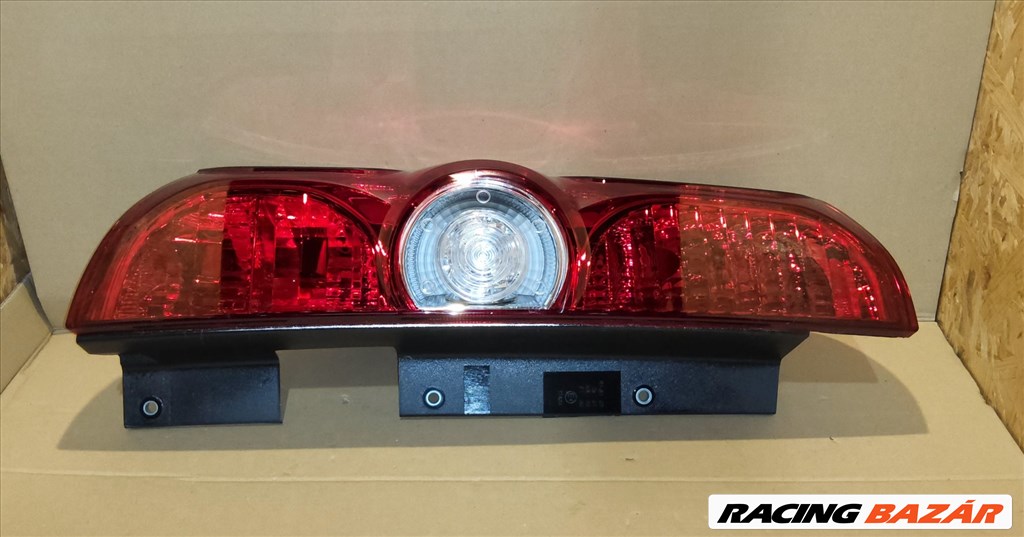 Fiat Doblo 2009-2015 utángyártott új, bal hátsó lámpa kettényíló raktérajtós kivitelhez 51810674 1. kép