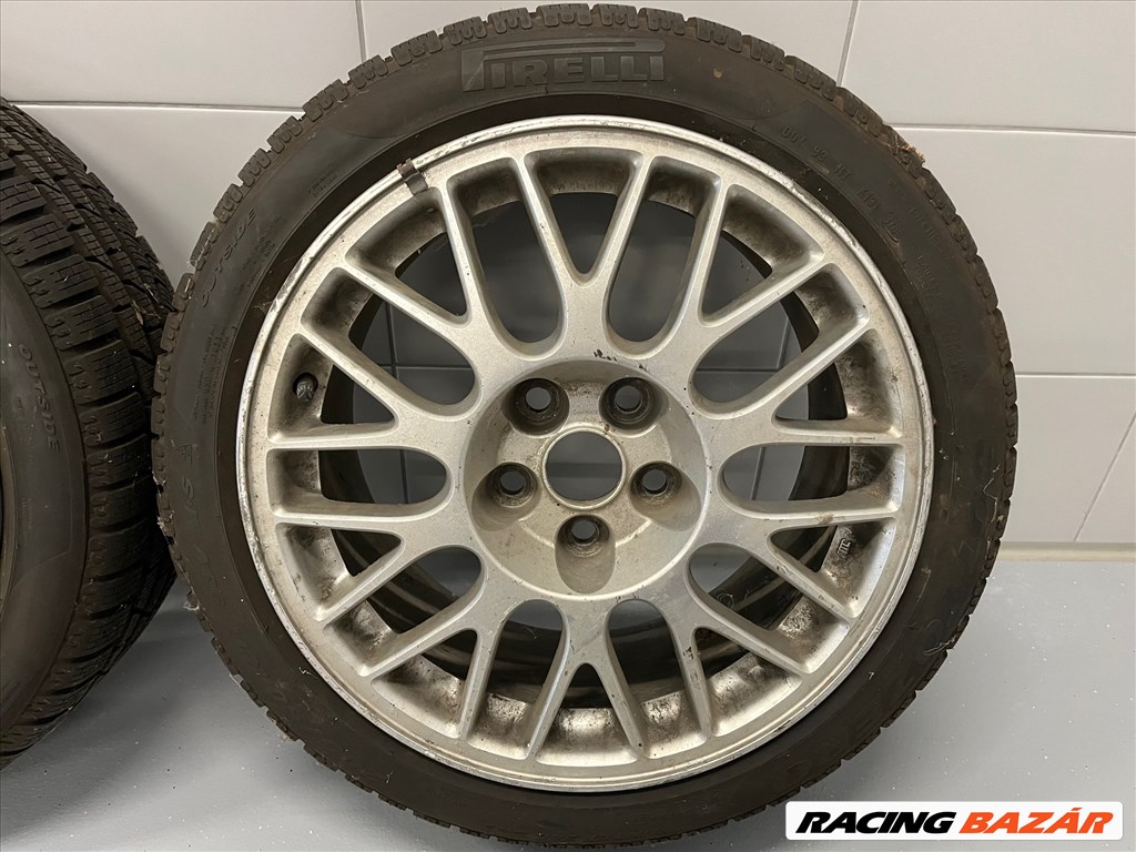  5x114.3 lyukosztású 17" használt alufelni, rajta 205/50 újszerű Pirelli téli gumi gumi  2. kép