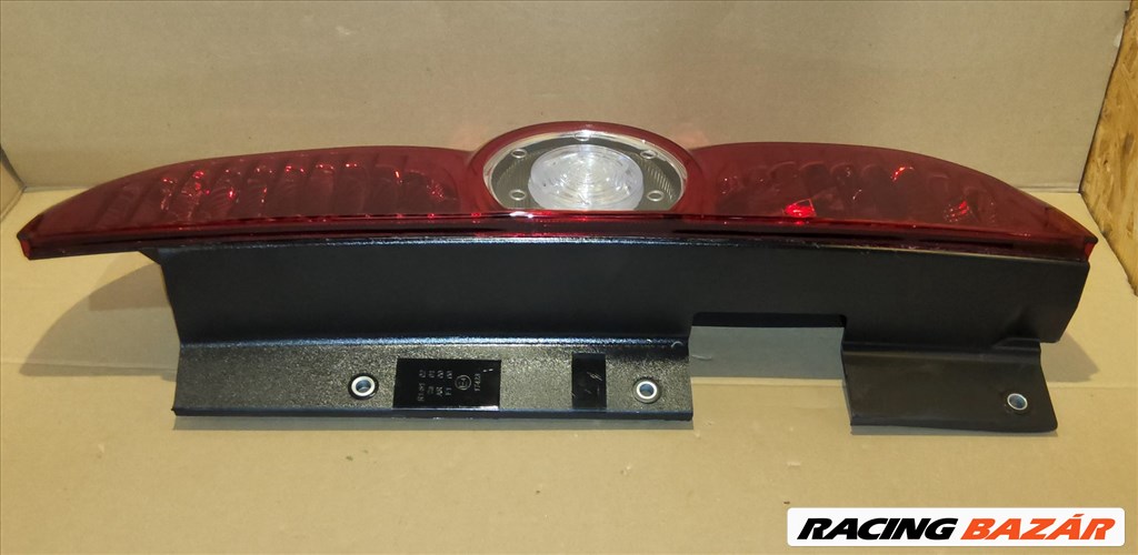 Fiat Doblo 2009-2015 utángyártott új jobb hátsó lámpa kettényíló raktérajtós kivitelhez  51810673 2. kép