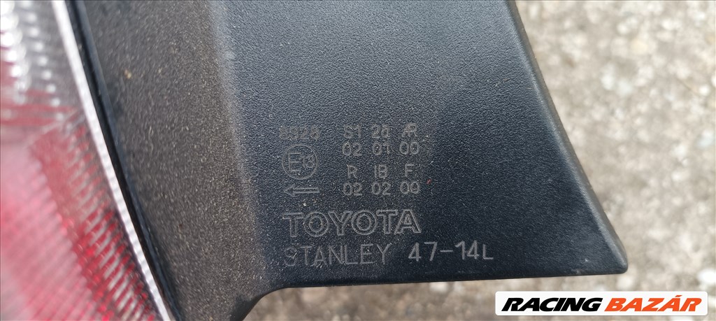 Toyota Prius (XV20) bal hátsó lámpa stanley4714l 4. kép