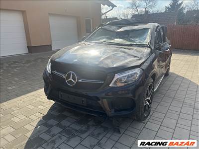 Mercedes GLE-osztály (W166) bontott alkatrészei