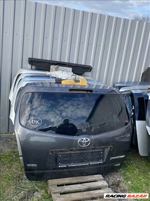 Toyota csomagtérajtó 