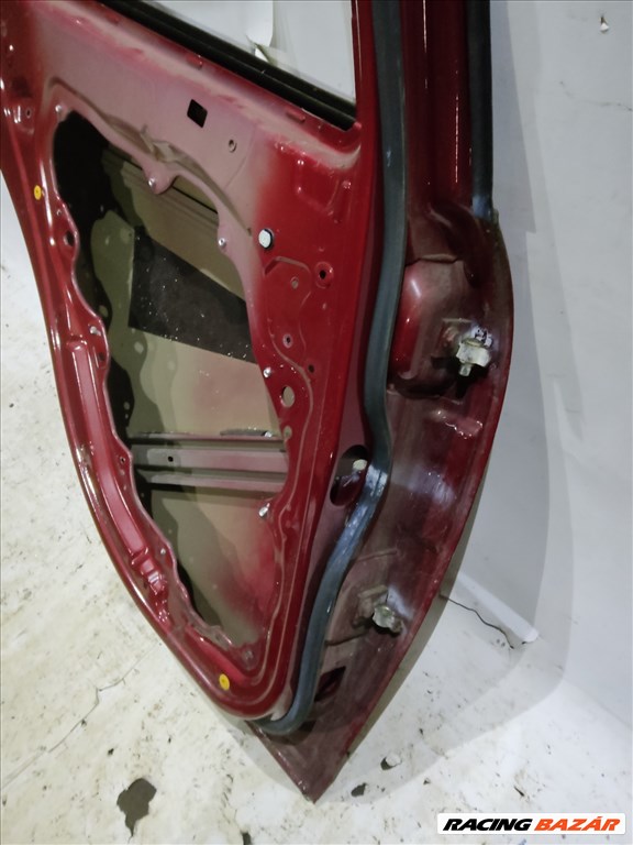 166766 Alfa Romeo Giulietta 2010-2020 bordó színű bal hátsó ajtó, a képen látható sérüléssel 5. kép