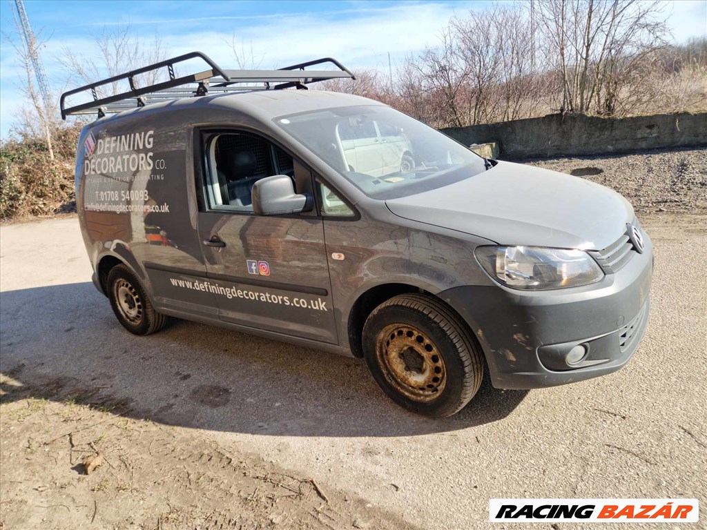 Volkswagen Caddy III bontott alkatrészei 2. kép