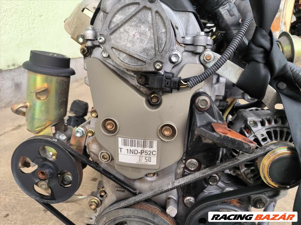 Toyota Yaris (XP10) Motor (Fűzött blokk hengerfejjel) 2. kép