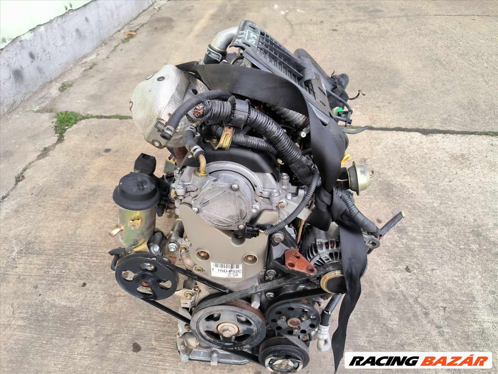 Toyota Yaris (XP10) Motor (Fűzött blokk hengerfejjel) 5. kép