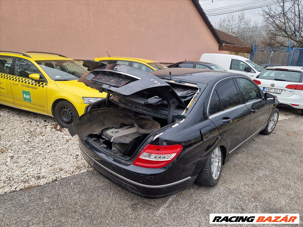 Mercedes C-osztály W204 MERCEDES C 350 CDI MEGMARADT ALKATRÉSZEI ELADÓK  4. kép