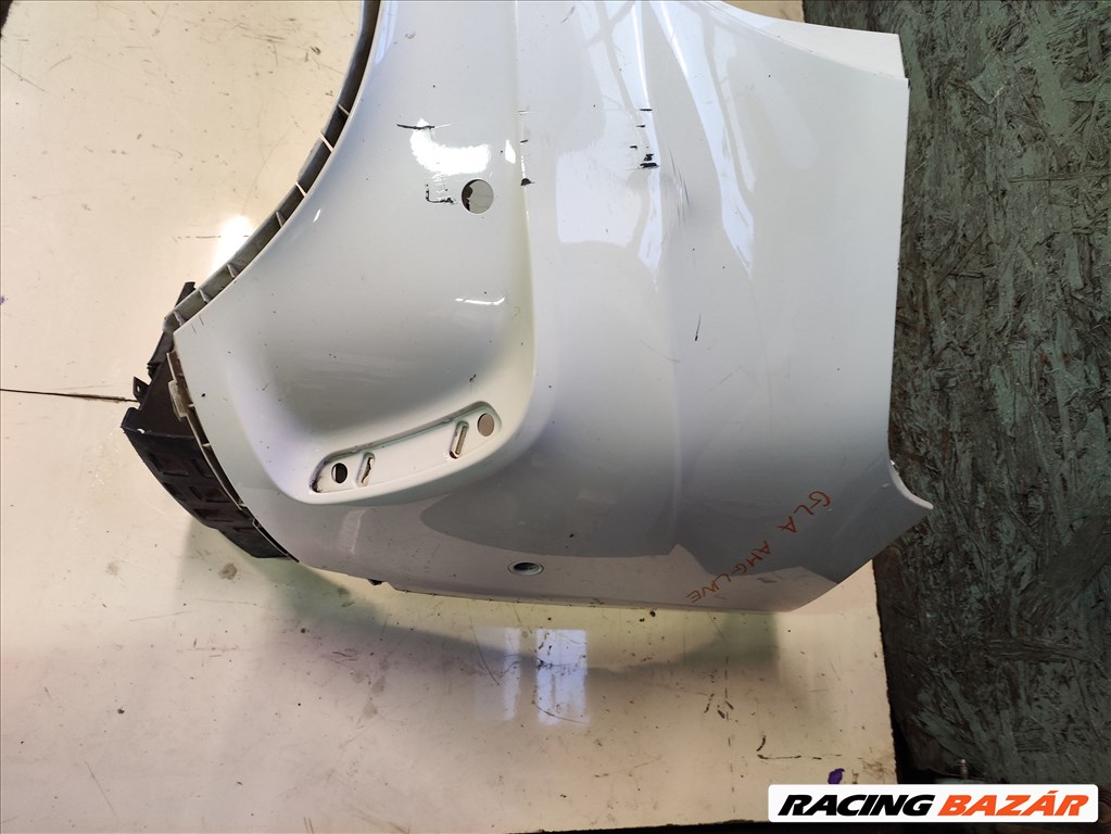 Mercedes GLA-osztály X156 hátsó lökhárító AMG line enyhén sérült a1568852425 3. kép