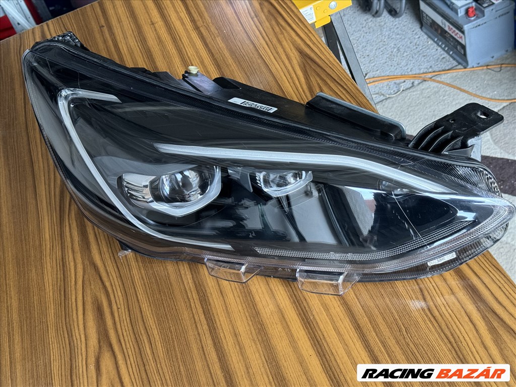 LED első fényszóró Ford Focus Jobb első JX7B-13E01 jx7b13e016ch 3. kép