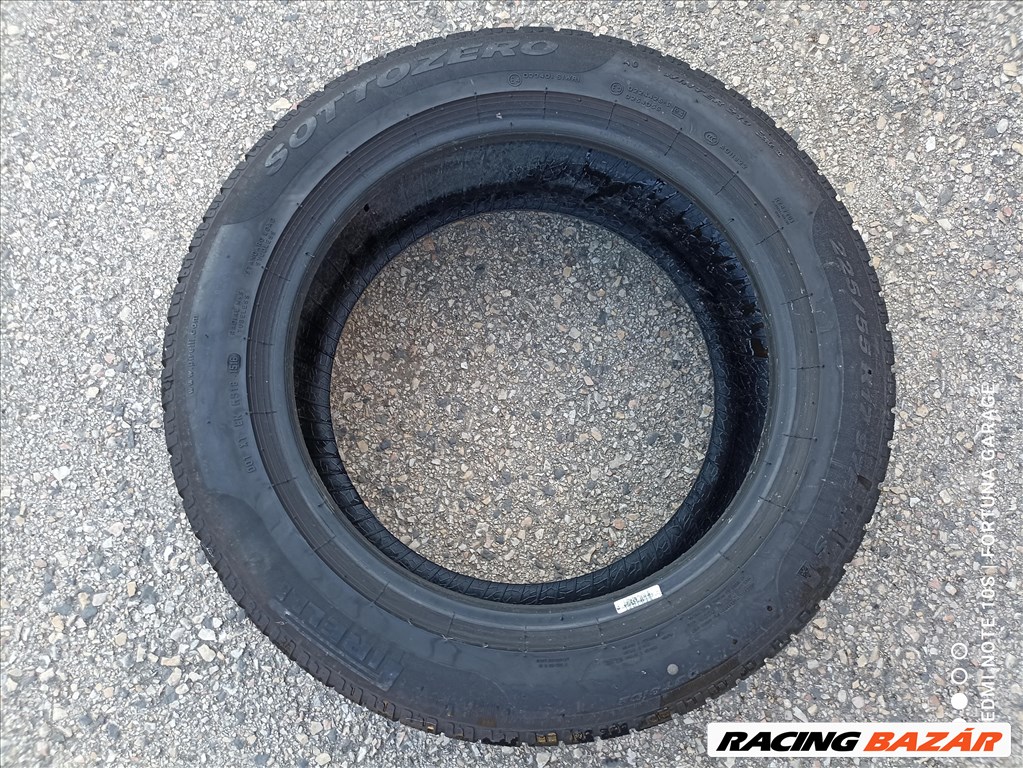 225/55 R17" Pirelli Sotto Zero használt téli gumik 3. kép