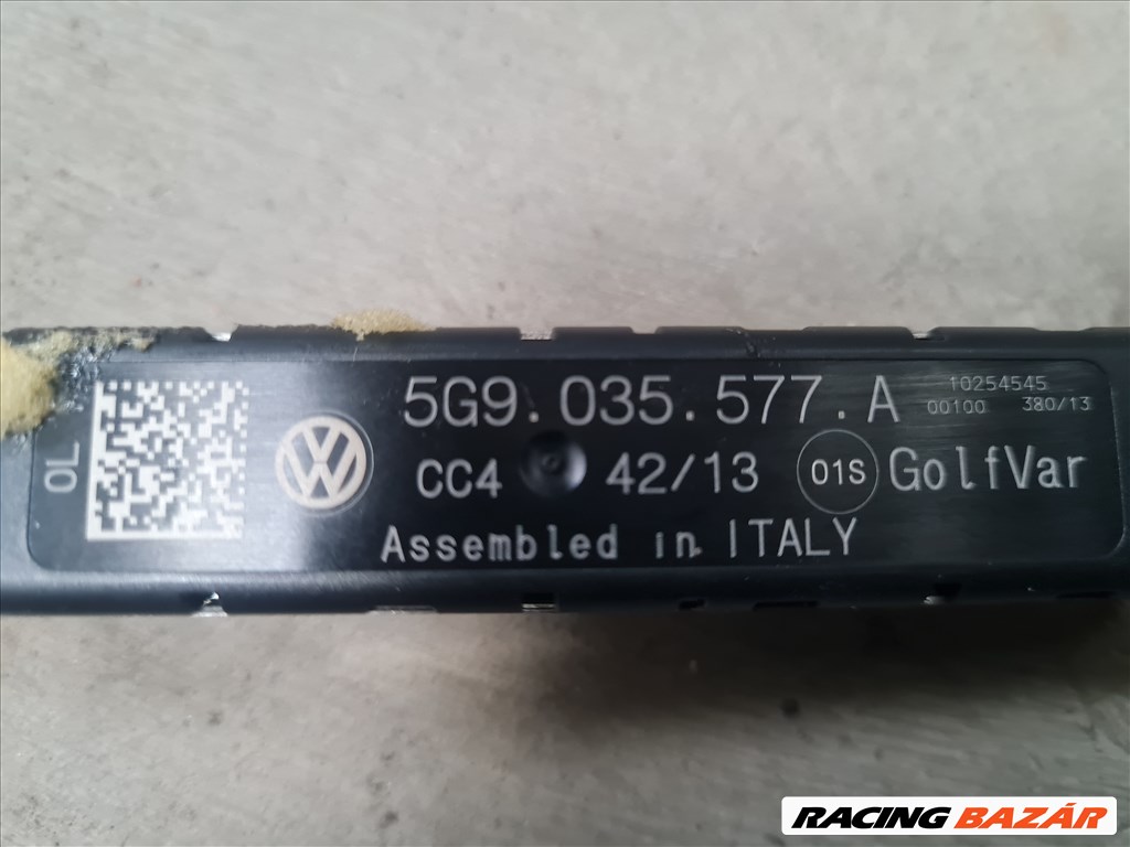 Volkswagen Golf VII antenna erősítő 5G9 035 577 A  7. kép