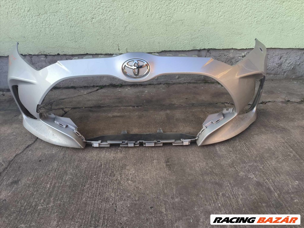 Toyota Yaris (XP130/XP150) Első lökhárító (üresen) 52119k0060 1. kép