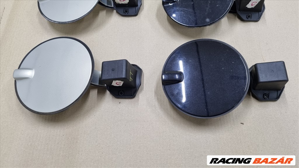 Opel Astra H TwinTop 1.9 CDTI Tankbetöltő ajtó 3. kép