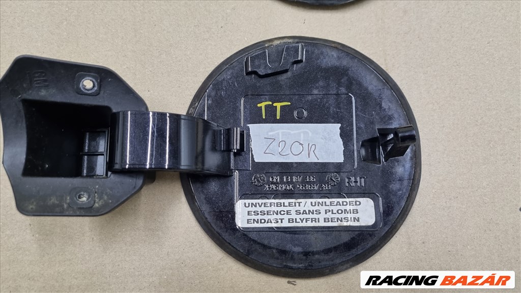 Opel Astra H TwinTop 1.9 CDTI Tankbetöltő ajtó 5. kép