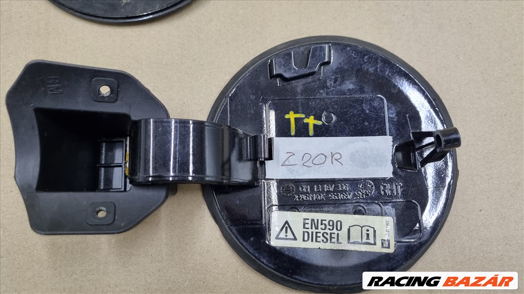 Opel Astra H TwinTop 1.9 CDTI Tankbetöltő ajtó 6. kép