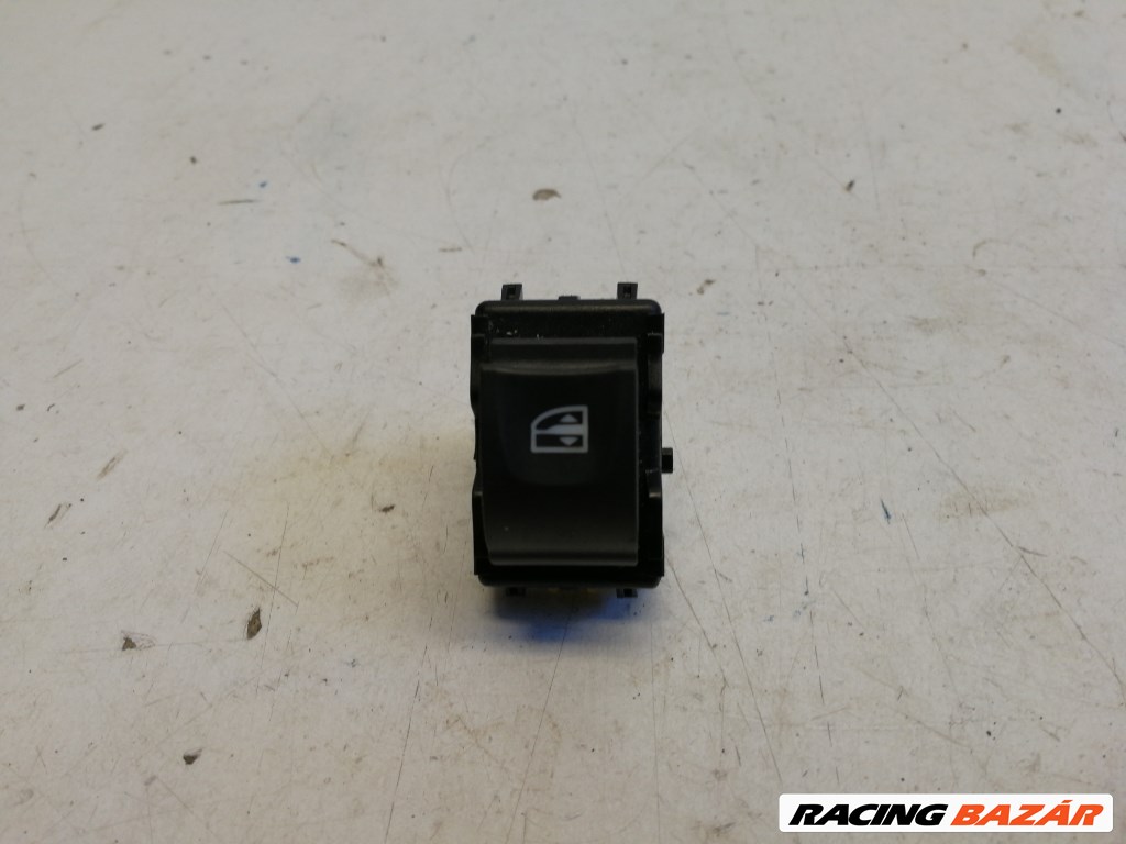 Renault Captur jobb hátsó ablakemelõ kapcsoló 254218614R 1. kép