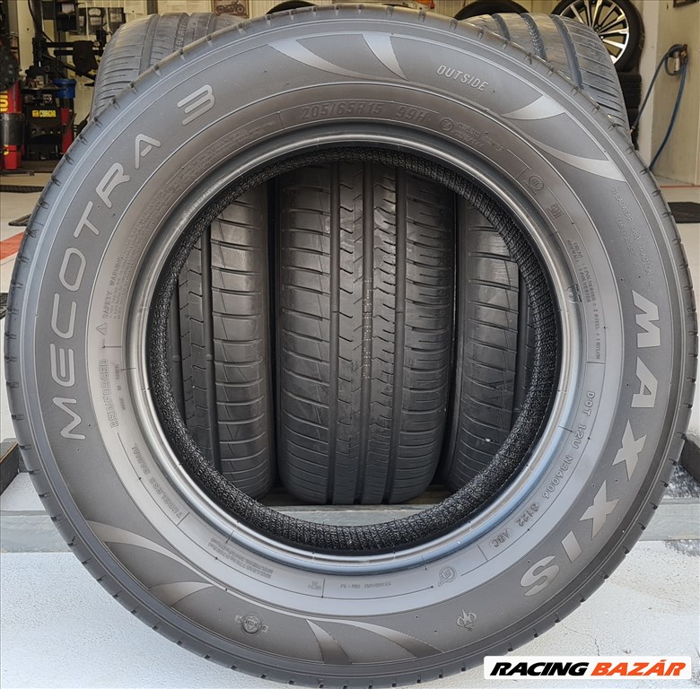 Maxxis Mecotra 205/65 R15 újszerű nyári gumi 4db 2022.   /G158. 1. kép