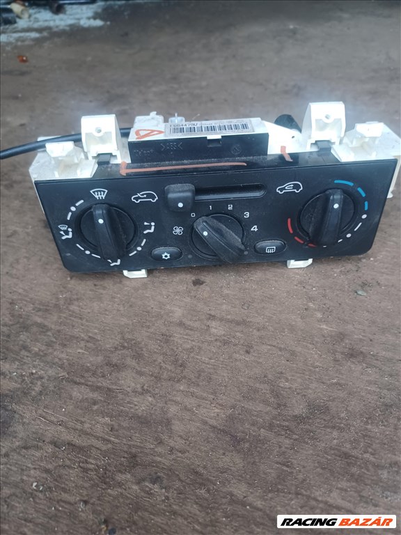 Citroën C3 I fütéspanel  1. kép