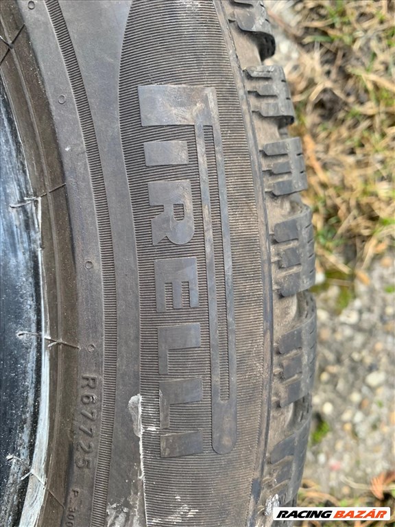  205/5516" újszerű Pirelli téli gumi gumi 2. kép