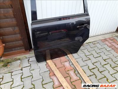 Opel Zafira B Bal hátsó ajtó fekete