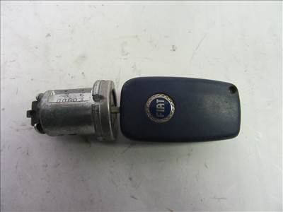 103619 Fiat Stilo kulcs, zárbetéttel