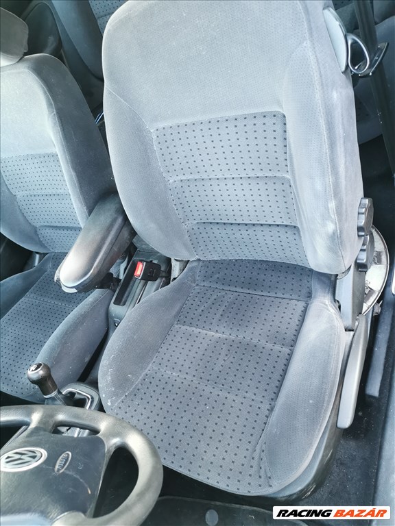 Volkswagen Bora, Volkswagen Golf IV 3 ajtós plüss ülésszett  3. kép