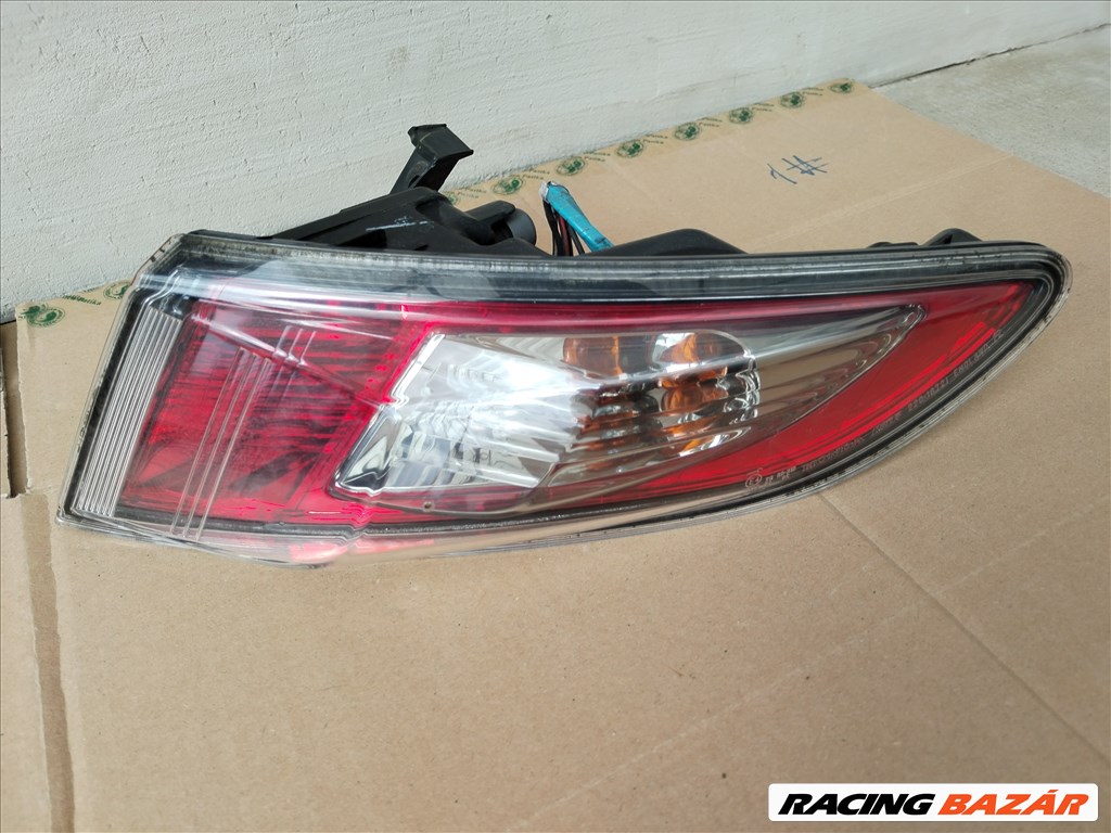 Honda Civic 8 gen UFO hátsó fehér index lámpa pár  22016721 4. kép