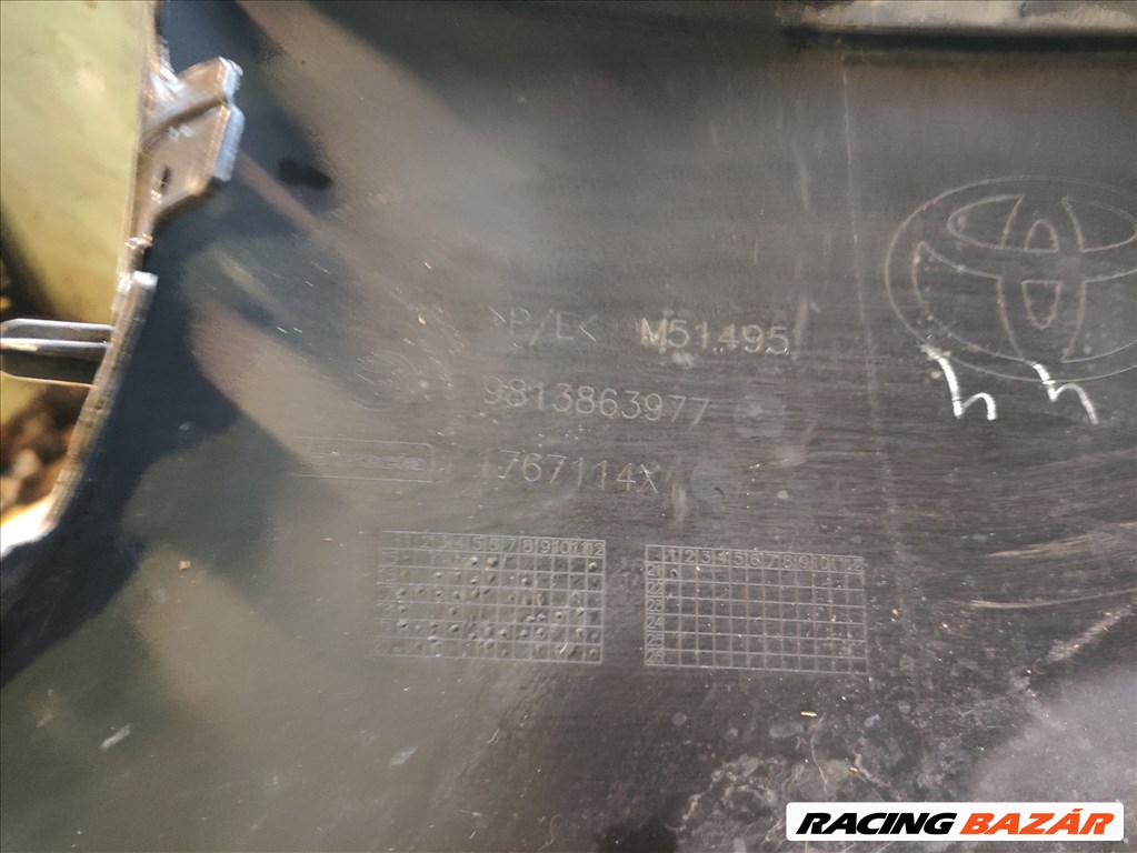 Toyota Proace II bal első lökhárító sarok enyhén sérült 9813863977 7. kép