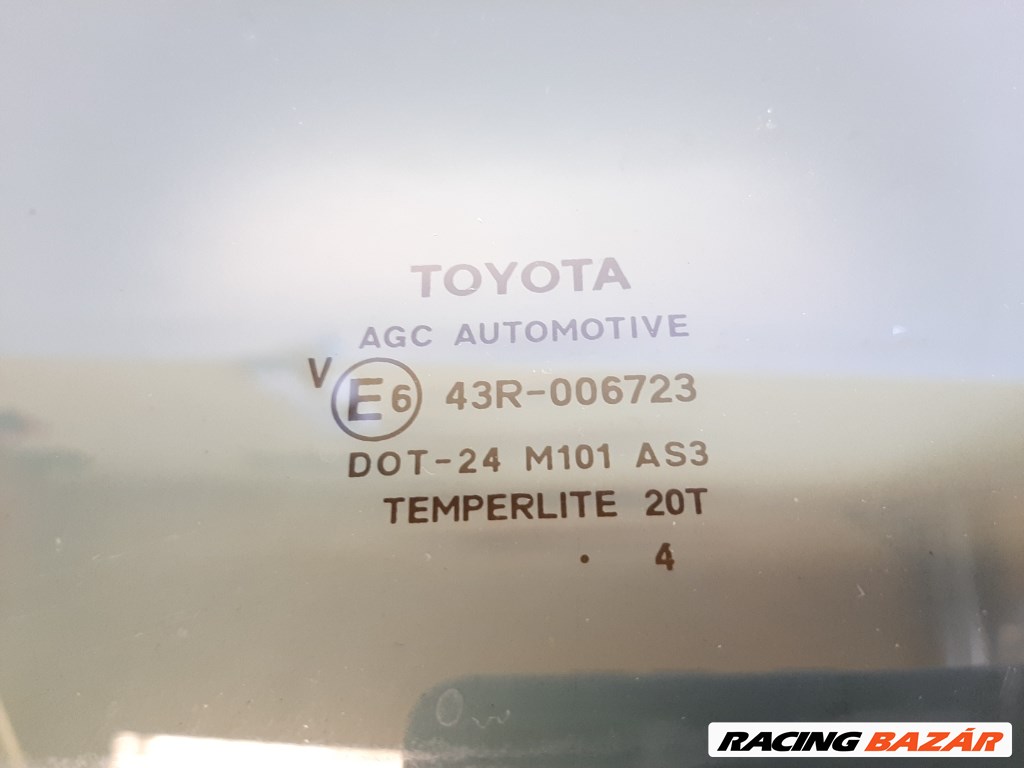 Toyota Yaris (XP130) bal hátsó ajtó üveg lejáró 2. kép
