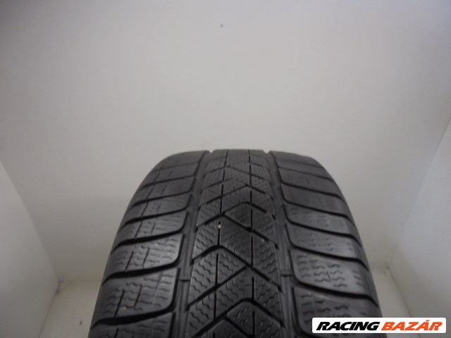 Pirelli Sottozero 3 235/45 R18  1. kép