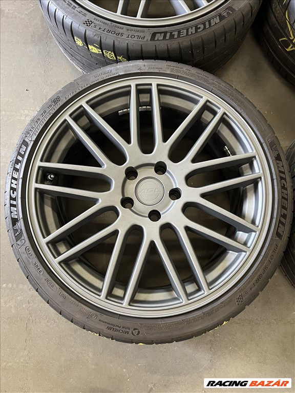  5x114.3 lyukosztású 19" újszerű alufelni, rajta 235/35 használt Michelin nyári gumi  2. kép