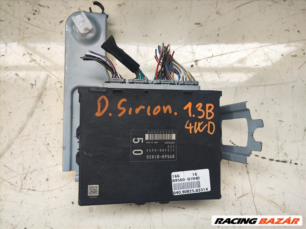 Daihatsu Sirion (2nd gen) 1.3 Eco 4WD motorvezérlő elektronika  89560b1830 1124000650 1. kép