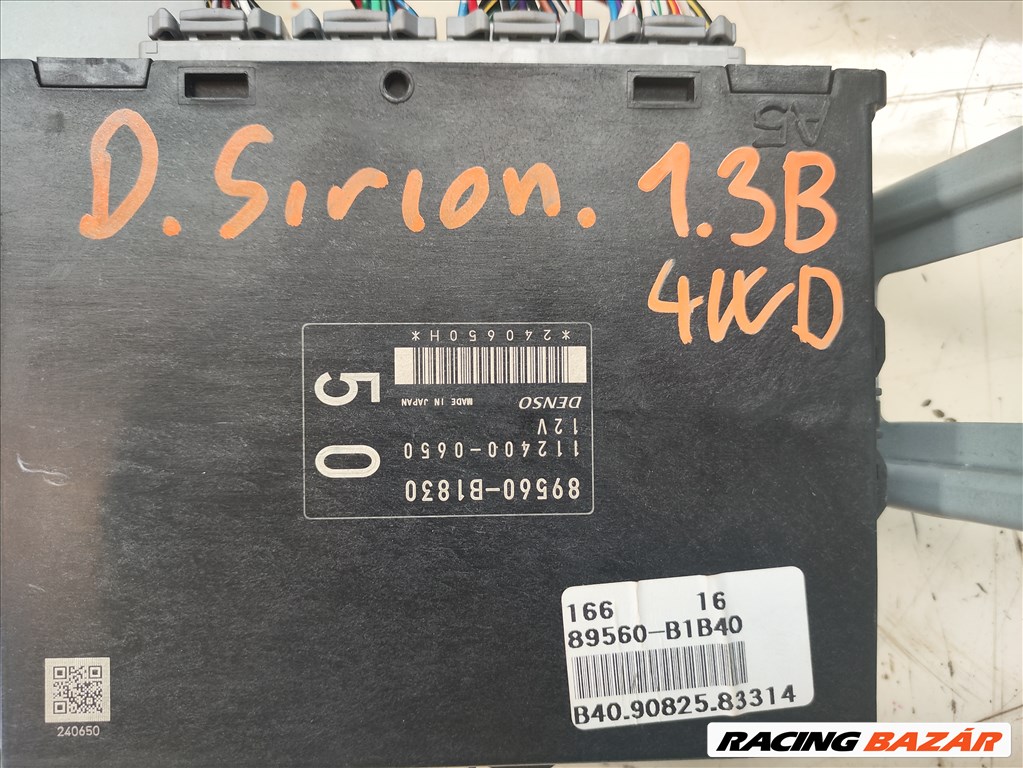 Daihatsu Sirion (2nd gen) 1.3 Eco 4WD motorvezérlő elektronika  89560b1830 1124000650 2. kép